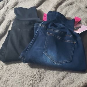 Lot of 2 NWT maternity pants XL